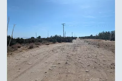 12 Tamarack, Pinon Hills, CA 92372 - Photo 7