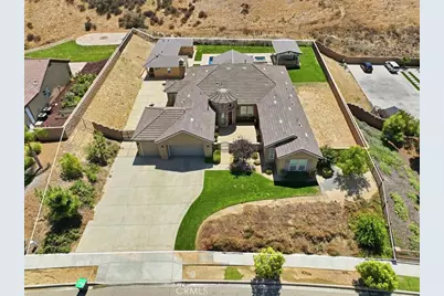 3086 Crystal Ridge Lane, Colton, CA 92324 - Photo 5