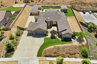 3086 Crystal Ridge Ln, Colton, CA 92324 - Photo 5