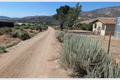 12 Paramount, Phelan, CA 92371 - Photo 5
