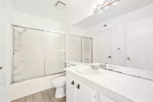 10530 Lakeside Dr, Garden Grove, CA 92840 - Photo 17