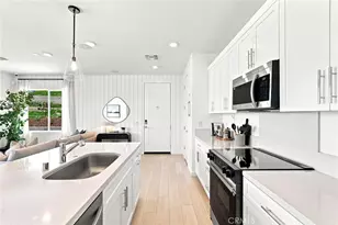 27235 Reed Ln, Valencia, CA 91381 - Photo 17
