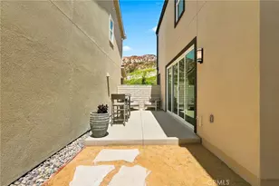 27247 Reed Ln, Valencia, CA 91381 - Photo 23