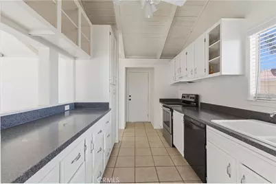 14431 Helm Court, Helendale, CA 92342 - Photo 27