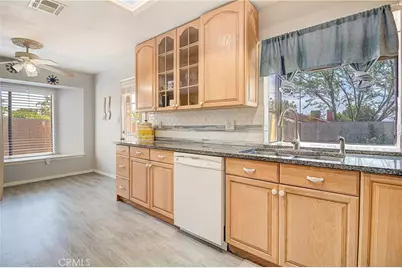 10884 Cypress Ave, Riverside, CA 92505 - Photo 15
