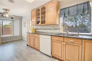 10884 Cypress Ave, Riverside, CA 92505 - Photo 15