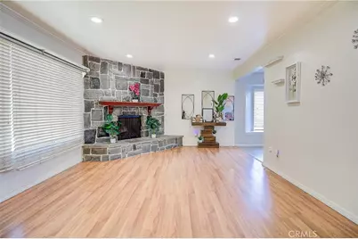 10884 Cypress Ave, Riverside, CA 92505 - Photo 7