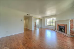 18100 Burbank, Tarzana, CA 91356 - Photo 51