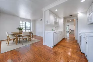 18100 Burbank, Tarzana, CA 91356 - Photo 5