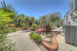 18100 Burbank, Tarzana, CA 91356 - Photo 63