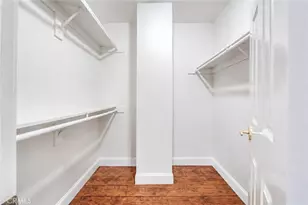 18100 Burbank, Tarzana, CA 91356 - Photo 27
