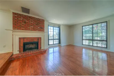 18100 Burbank #14, Tarzana, CA 91356 - Photo 13