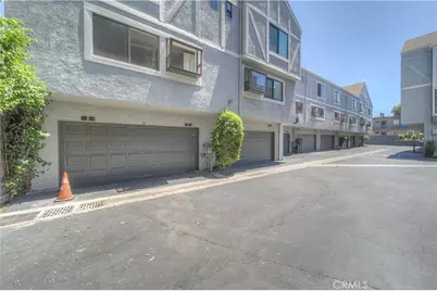 18100 Burbank #14, Tarzana, CA 91356 - Photo 61