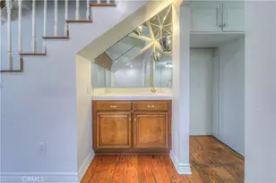 18100 Burbank, Tarzana, CA 91356 - Photo 21