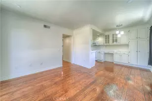 18100 Burbank, Tarzana, CA 91356 - Photo 33
