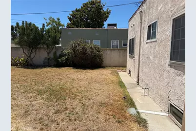 1932 W 84th, Los Angeles, CA 90047 - Photo 11