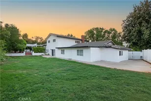 2350 Shadow Hill Dr, Riverside, CA 92506 - Photo 49