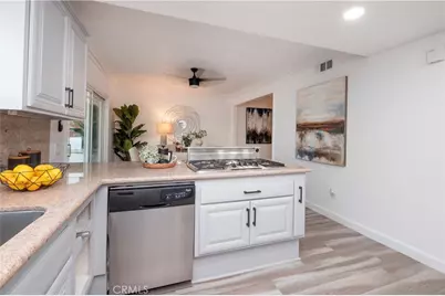 2350 Shadow Hill Drive, Riverside, CA 92506 - Photo 13