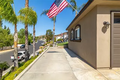 31028 Emperor Drive, Canyon Lake, CA 92587 - Photo 3