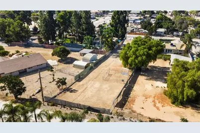 527 7th, Norco, CA 92860 - Photo 37