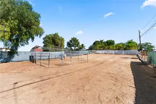527 7th, Norco, CA 92860 - Photo 27