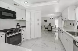 29253 Greenbrier Pl, Highland, CA 92346 - Photo 13