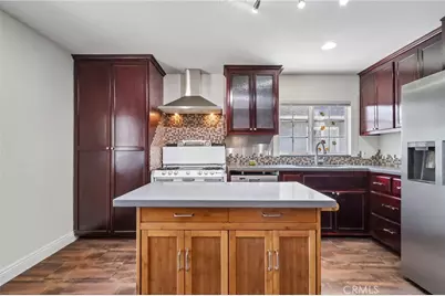 1534 W 213th, Los Angeles, CA 90501 - Photo 11