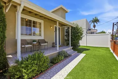 1315 Field Avenue, Inglewood, CA 90302 - Photo 3