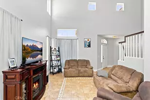 14993 Oak Spring, Fontana, CA 92336 - Photo 11