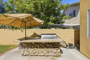 14993 Oak Spring, Fontana, CA 92336 - Photo 53