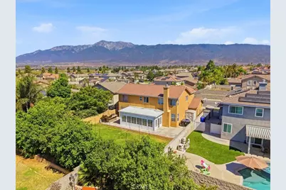 14993 Oak Spring, Fontana, CA 92336 - Photo 49