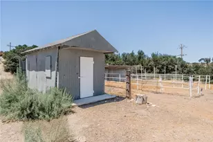 3303 Hwy 2, Wrightwood, CA 92379 - Photo 43