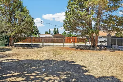301 E Mountain View, Big Bear City, CA 92314 - Photo 21