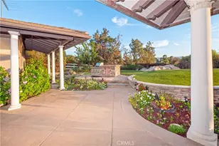 18493 Oak Park Dr, Riverside, CA 92504 - Photo 49