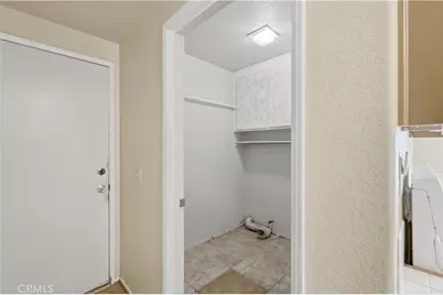 14323 La Crescenta, Victorville, CA 92392 - Photo 9