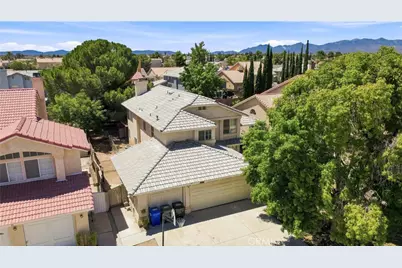14323 La Crescenta, Victorville, CA 92392 - Photo 1