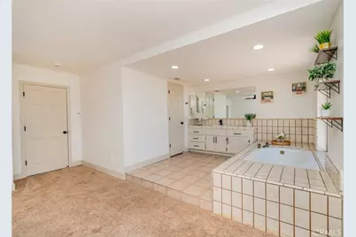 13786 Crow, Apple Valley, CA 92307 - Photo 31