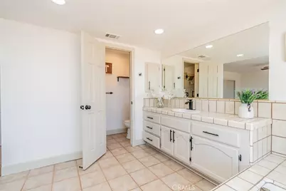 13786 Crow, Apple Valley, CA 92307 - Photo 33