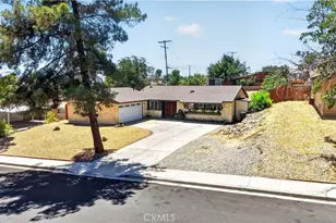16429 Avalon Ave, Victorville, CA 92395 - Photo 5
