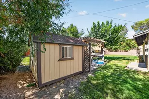 16429 Avalon Ave, Victorville, CA 92395 - Photo 47
