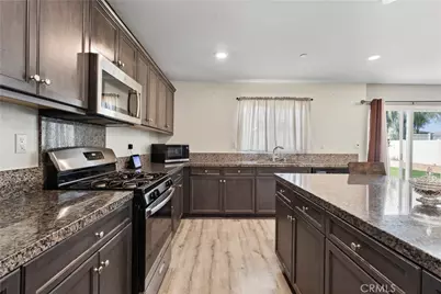 32486 Roman Warren, Winchester, CA 92596 - Photo 7
