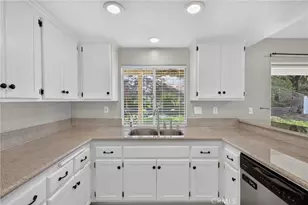 13189 Lucky Spur Ln, Corona, CA 92883 - Photo 21