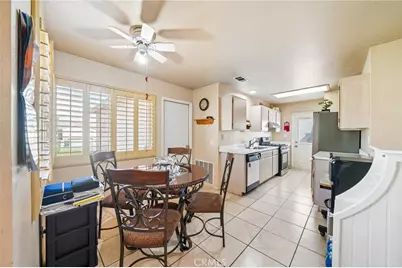 17956 Kendall Circle, Adelanto, CA 92301 - Photo 11