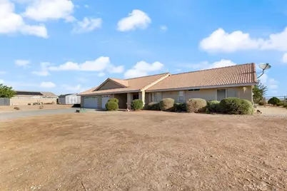 9888 Solano Road, Victorville, CA 92392 - Photo 35