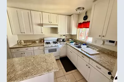 2607 W Olive Avenue, Fullerton, CA 92833 - Photo 7