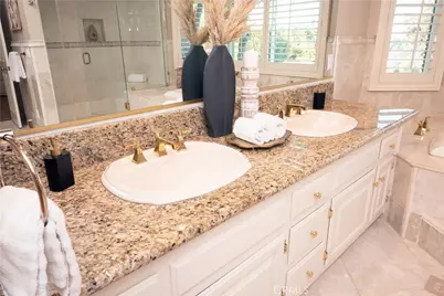15181 Kellen Court, Riverside, CA 92506 - Photo 35