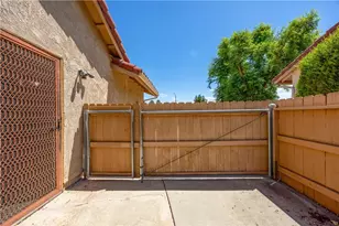 29337 Crown Point Ct, Sun City, CA 92586 - Photo 33