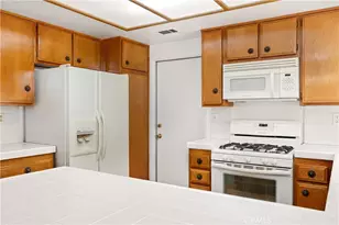 29337 Crown Point Ct, Sun City, CA 92586 - Photo 15
