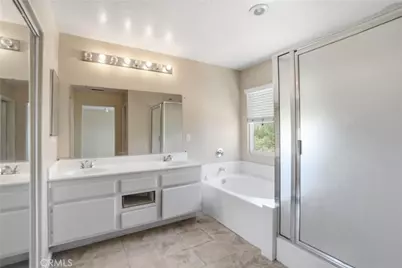 300 Date Street, Lake Elsinore, CA 92530 - Photo 9