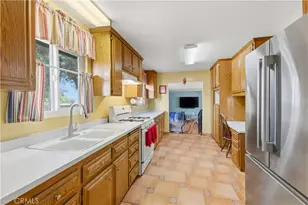 7691 Mission, Jurupa Valley, CA 92509 - Photo 13